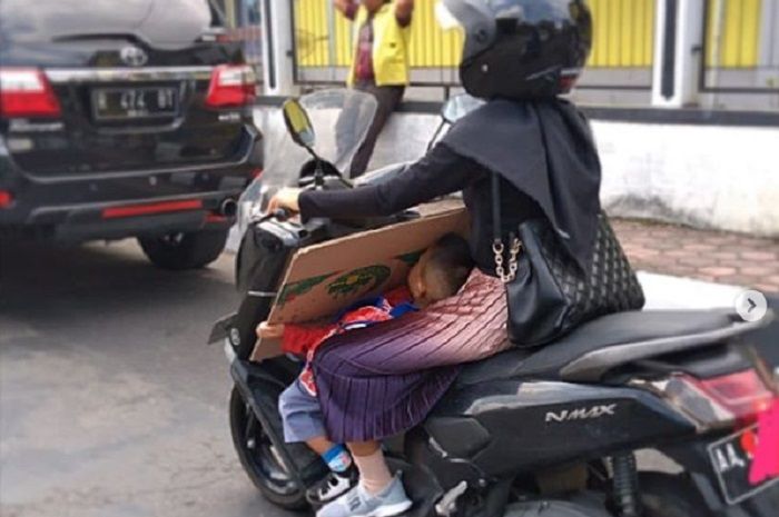 Tempat Duduk Anak Di Motor Nmax - Sederet Tempat