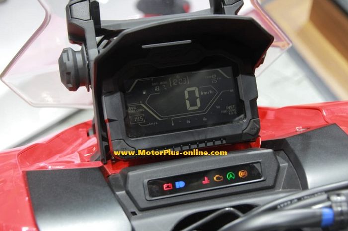Layar Full Digital dan Negative Display, Apa Saja Isi Speedometer Motor ...