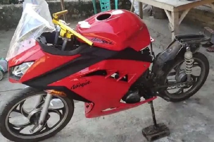 Heboh Honda Supra Fit Disulap Jadi Ninja 250 Begini