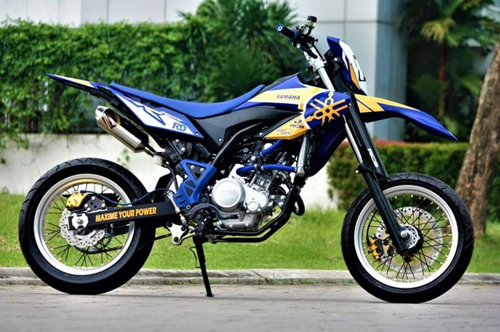 Yamaha WR 155R Tampil Full Fashion Bergaya Supermoto  