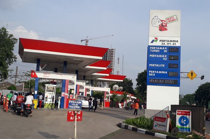 Update On Petrol Prices For January 2021 In Java And Bali At This Price For Pertalite All Pages Netral News 