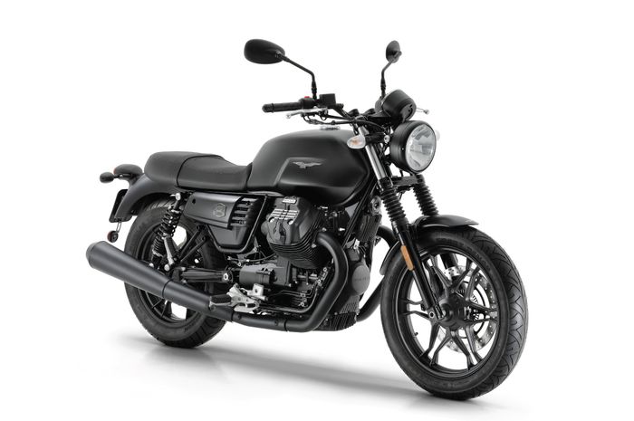 Moto Guzzi V7 III Stone, Lebih Kekar Berkat Warna Bodi Makin Hitam -  Motorplus