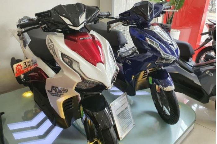 Honda Launching Motor Matic Baru Lawan Yamaha Nmax Dan Aerox 155 Harga Variatif Motorplus