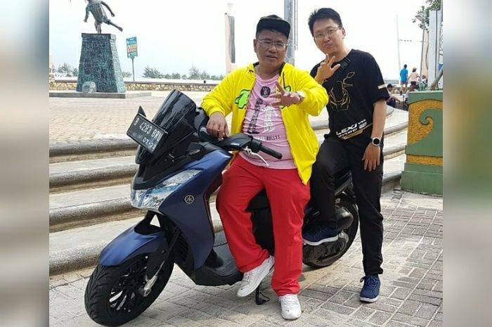 Yamaha NMAX’s Brother Appears Macho Selfie with Hotman Paris, Turns Out This Cost