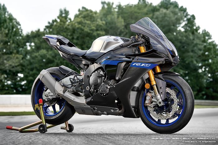 Yamaha R1M