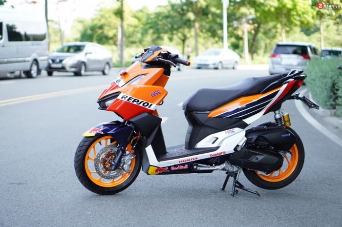 Modifikasi Honda Vario 160 Dandan Ala Repsol Honda Marc Marquez