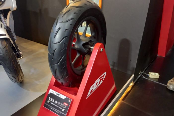 FDR Luncurkan Ban Motor Velogrip Cocok Buat Harian Harga Ramah di Kantong Motorplus