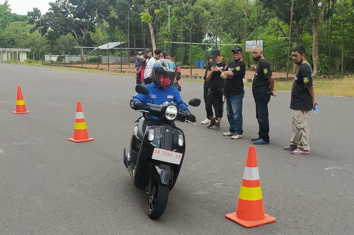 3 Tips Berkendara Motor Bagi Pemula, Awas Jangan Asal Gaspol - Motorplus