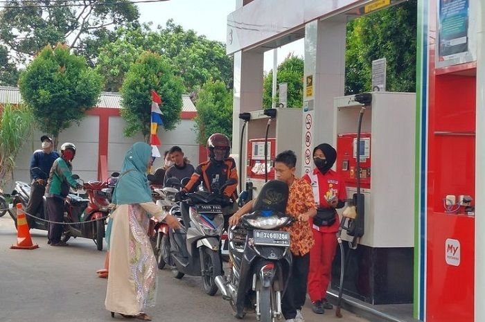 Bos Pertamina Kasih Tahu Aturan Mobil dan Motor Apa Saja yang Dilarang