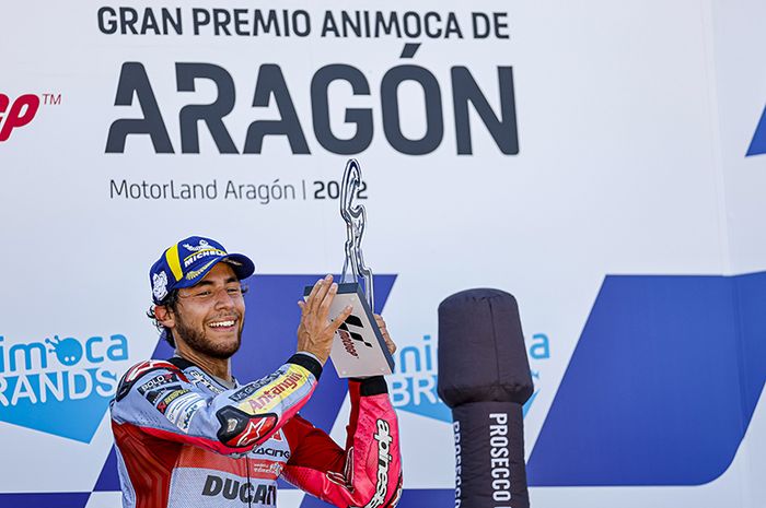 Didukung Antangin, Enea Bastianini Raih Podium 1 Di MotoGP Aragon 2022 ...