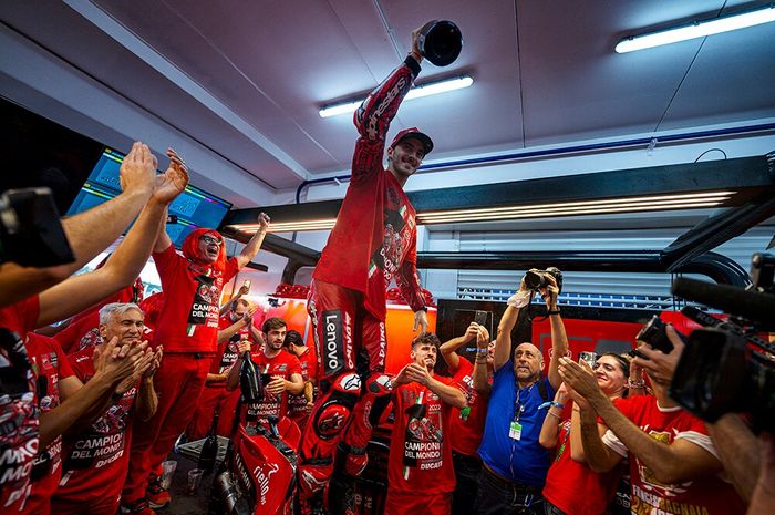 Francesco Bagnaia Juara Dunia MotoGP 2022 Terungkap Kegegeran Di ...