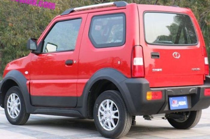 Murah Tapi Gagah Mobil Baru Suzuki Jimny KW Cocok untuk Pemotor dan
