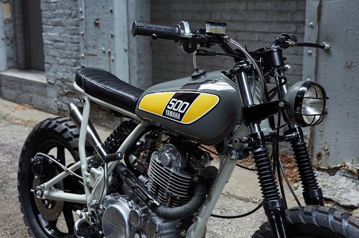 Ngerih Yamaha  SR500 Pakai Tangki Trail  Lawas  Jadi Makin 