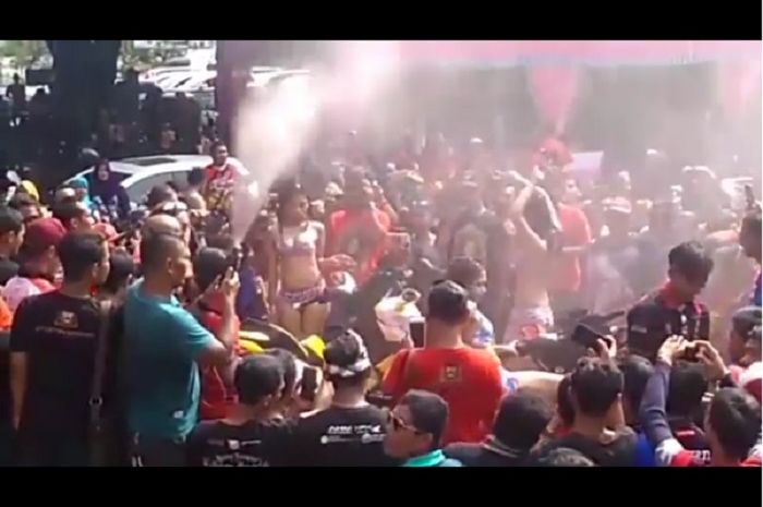 Heboh Video Komunitas Motor Bikin Gempar Ada Tarian Erotis