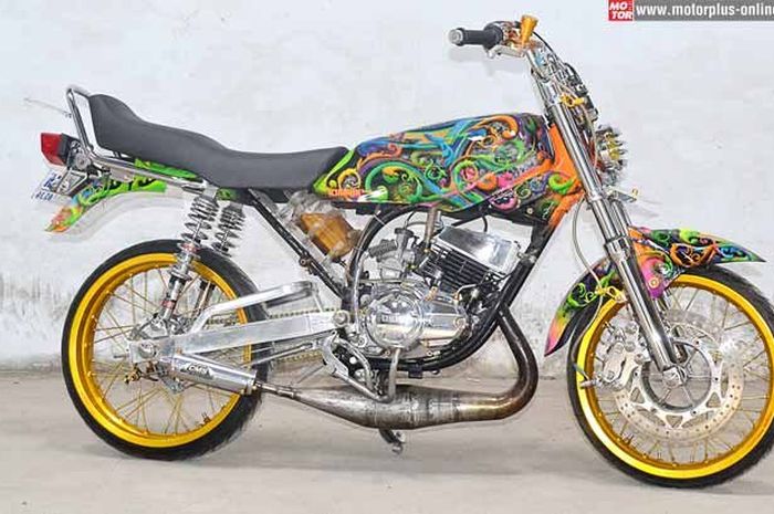 Modifikasi Yamaha Rx King 1992 Cirebon Tampil Dengan Corak