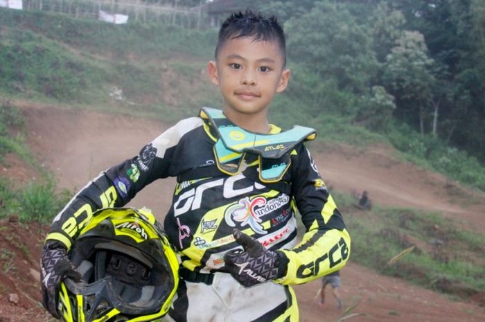 Egen Xavier Sang Penerus Juara Nasional Motocross 6 Kali Dan Pembalap Motocross Asia Semua Halaman Motorplus Online Com